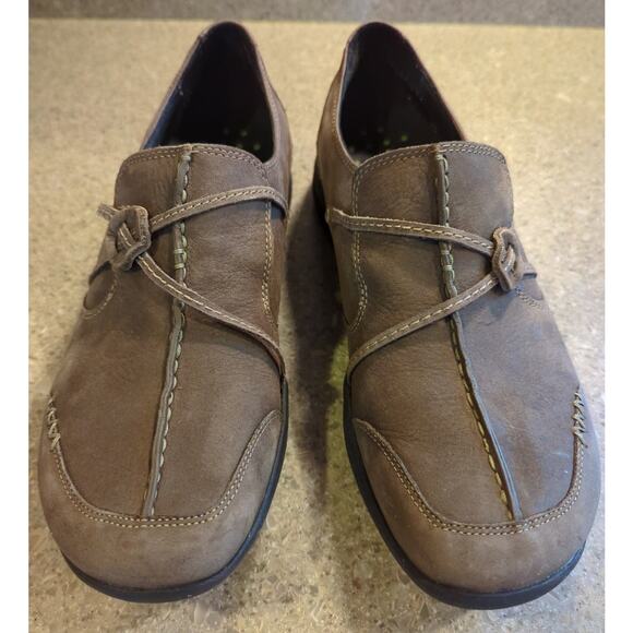 Clarks Wave Run Olive Green Slip-on Leather Loafer Women's Size 9.5 Narrow 87575 - Picture 2 of 8